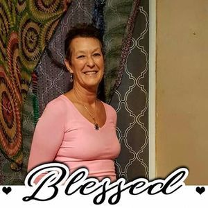 Meet your Posher, Loretta